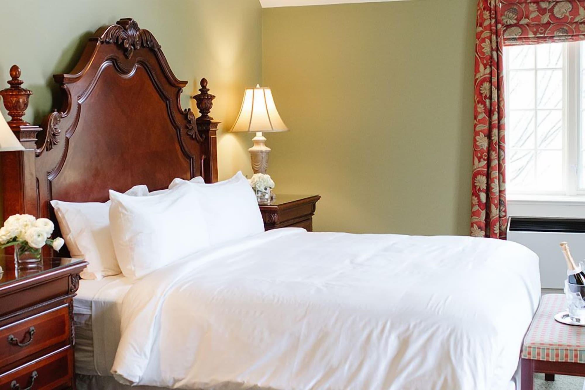 Hotel Riverbend & Vineyard