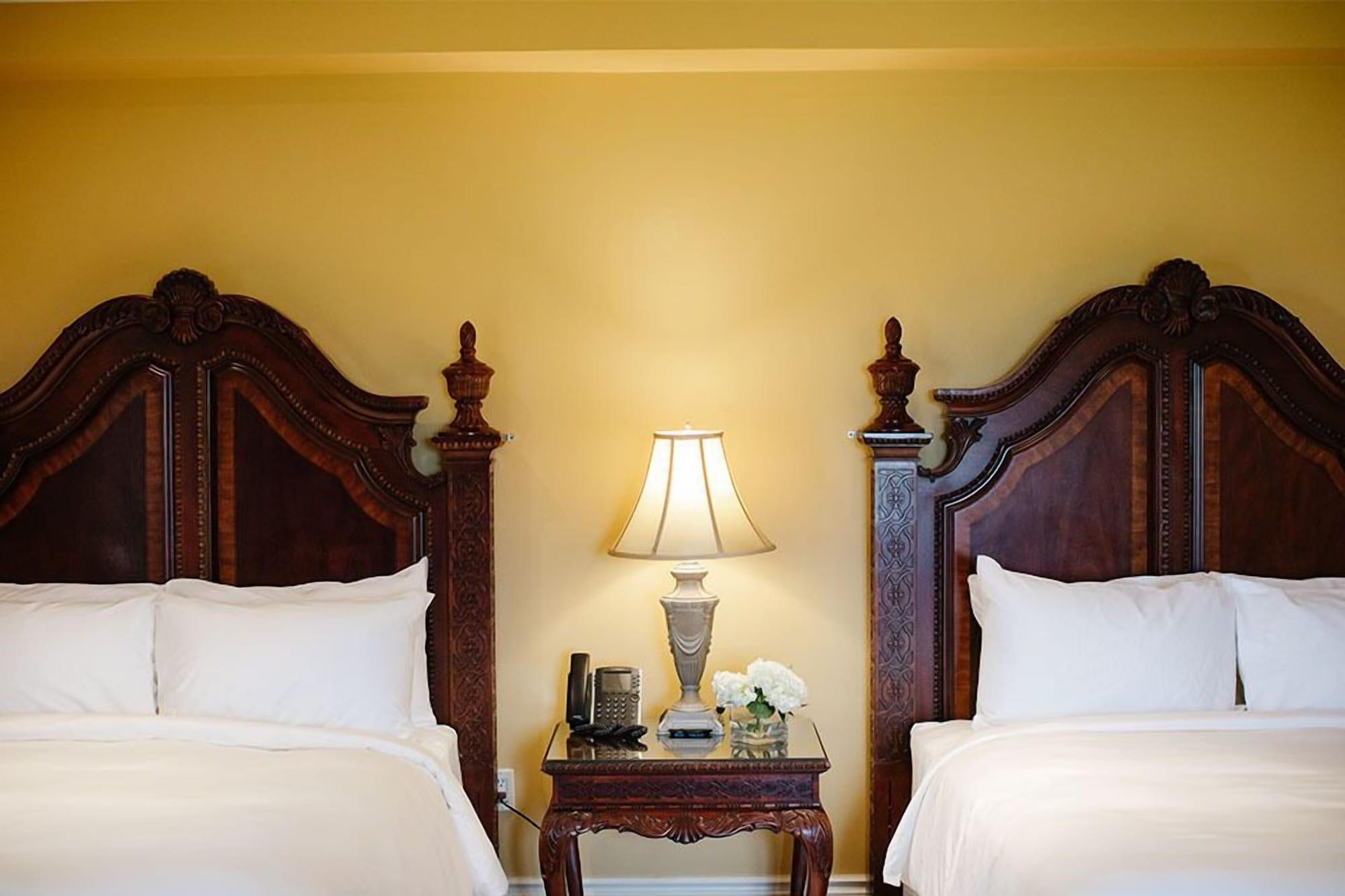 Riverbend & Vineyard 4*