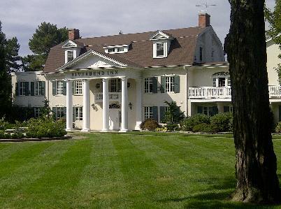 Hotel Riverbend & Vineyard 4*