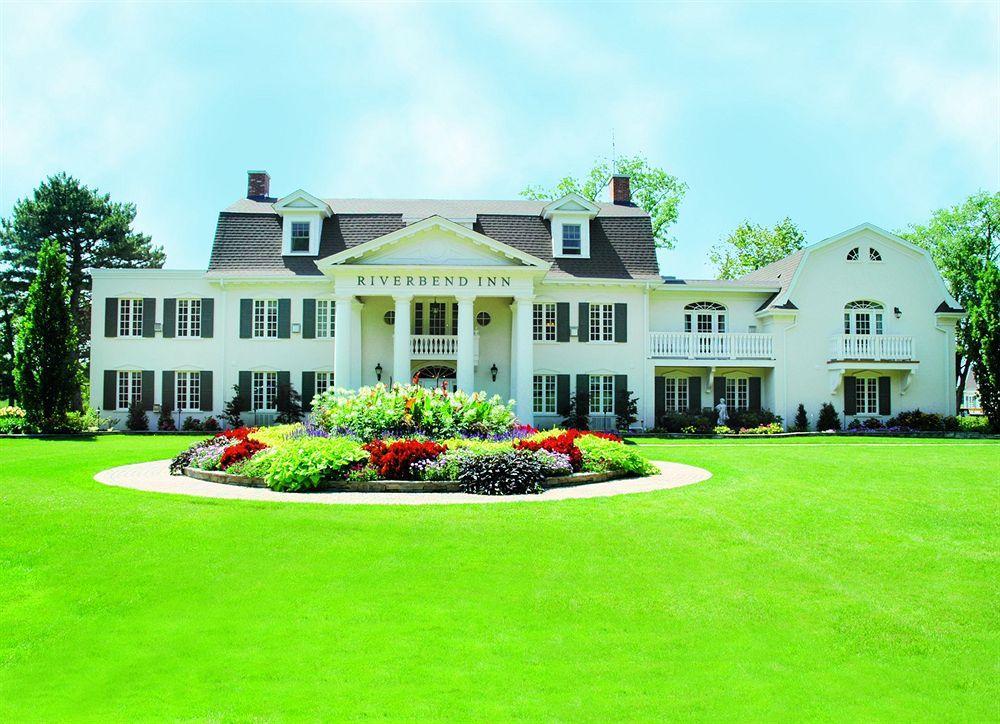 Hotel Riverbend & Vineyard 4*