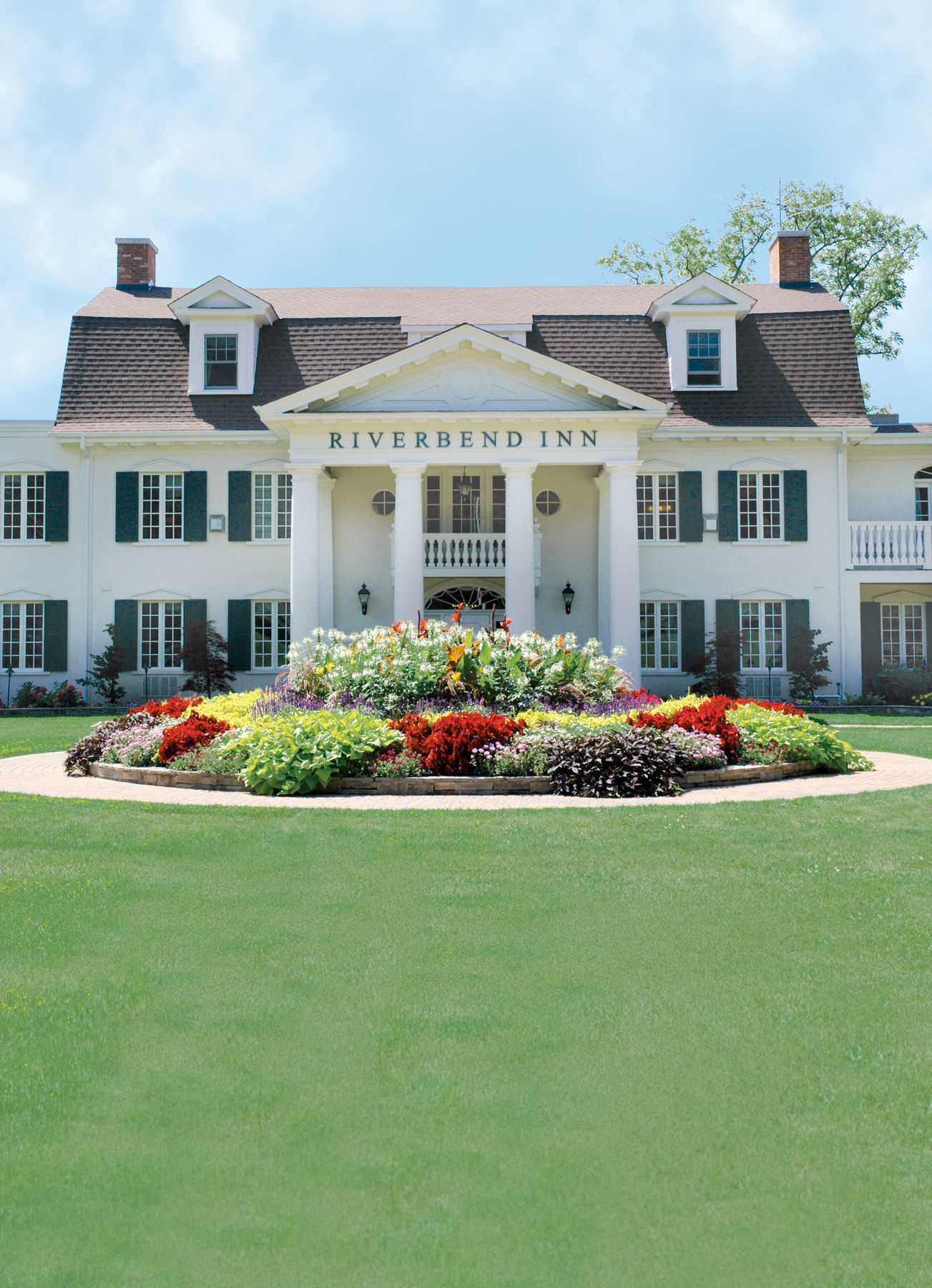 Riverbend & Vineyard 4*