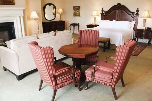 Riverbend & Vineyard Hotel